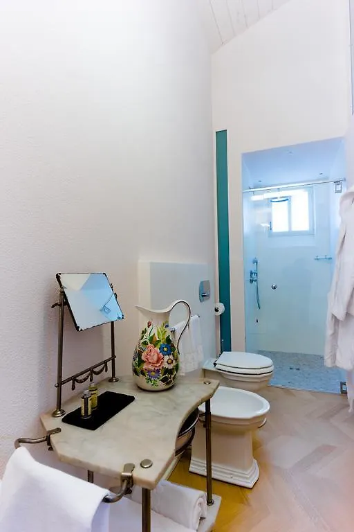 Relais Di Villa Adinolfi Annone di Brianza Bed & Breakfast