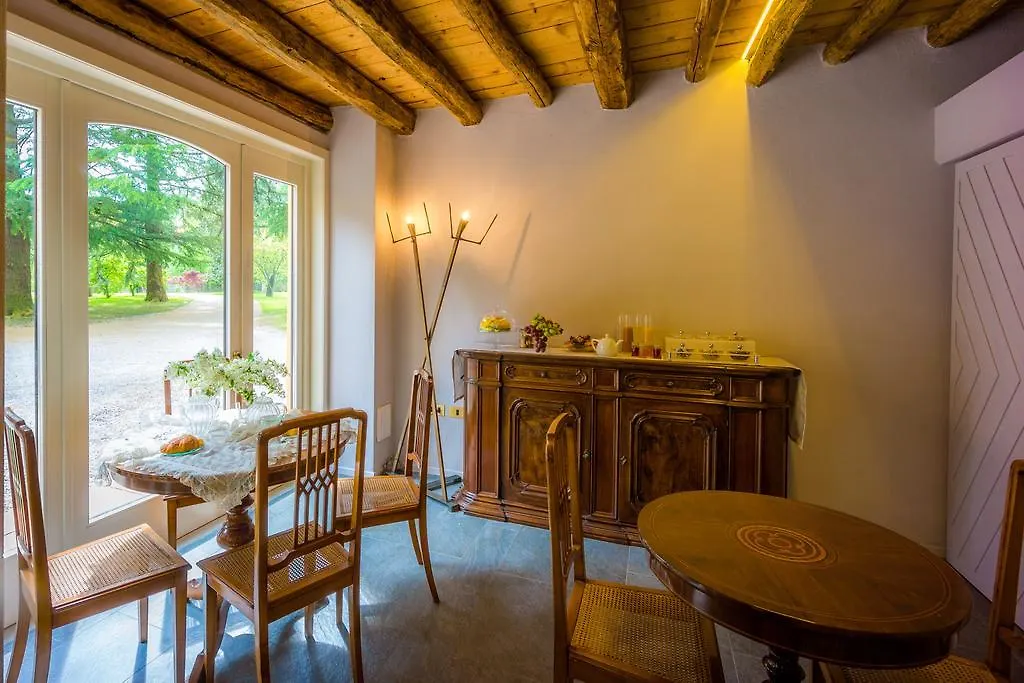 Bed & Breakfast Relais Di Villa Adinolfi Annone di Brianza Italy